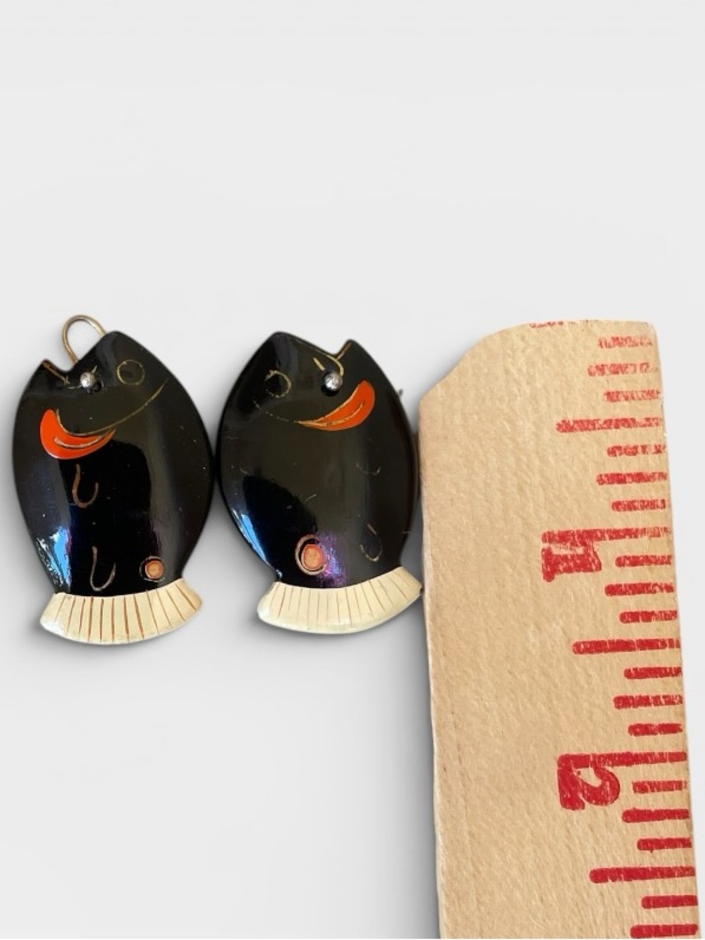 Vintage Handcrafted Wooden Fish Earrings - Picture 3 of 6